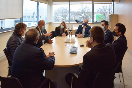 L’alcalde Pere Rocríguez i el conseller d’Empresa i Treball de la Generalitat, Roger Torrent, visiten l’empresa Bold