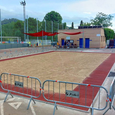 Pista de sorra per entrenaments al camp de futbol