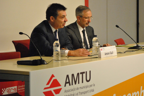 Antoni Gui i Josep Mayoral, donant la benvinguda a la 17a Assemblea de l'AMTU