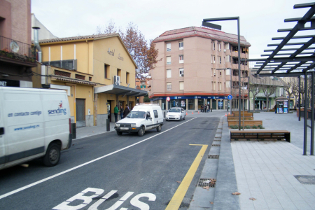 Oberta al trànsit rodat l'avinguda de Pompeu Fabra