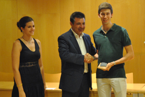 Entrega de la Insígnia d'Honor del "MO", com a reconeixement de l'Ajuntament de Montmeló